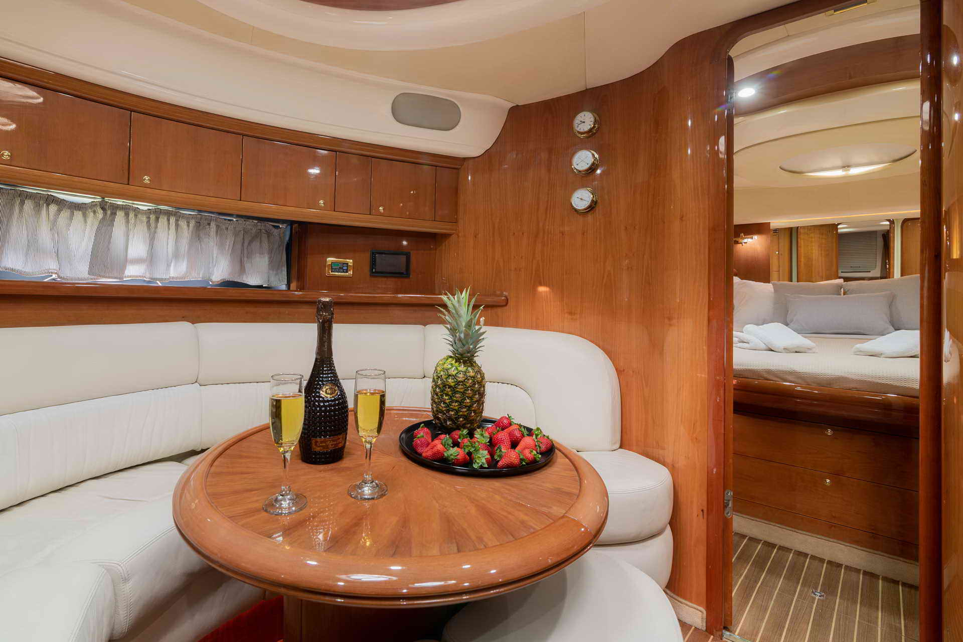 joyz_yachting_zakynthos_cruises_Zante_yachts