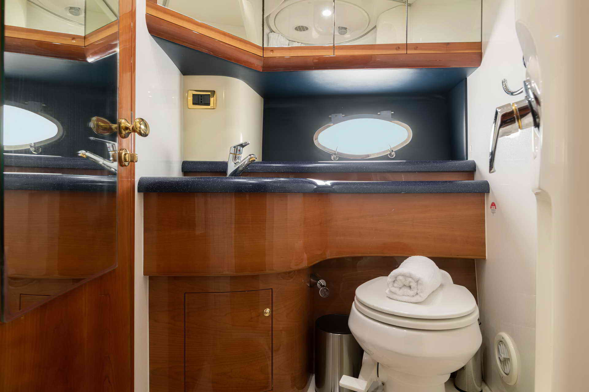 joyz_yachting_zakynthos_cruises_Zante_yachts