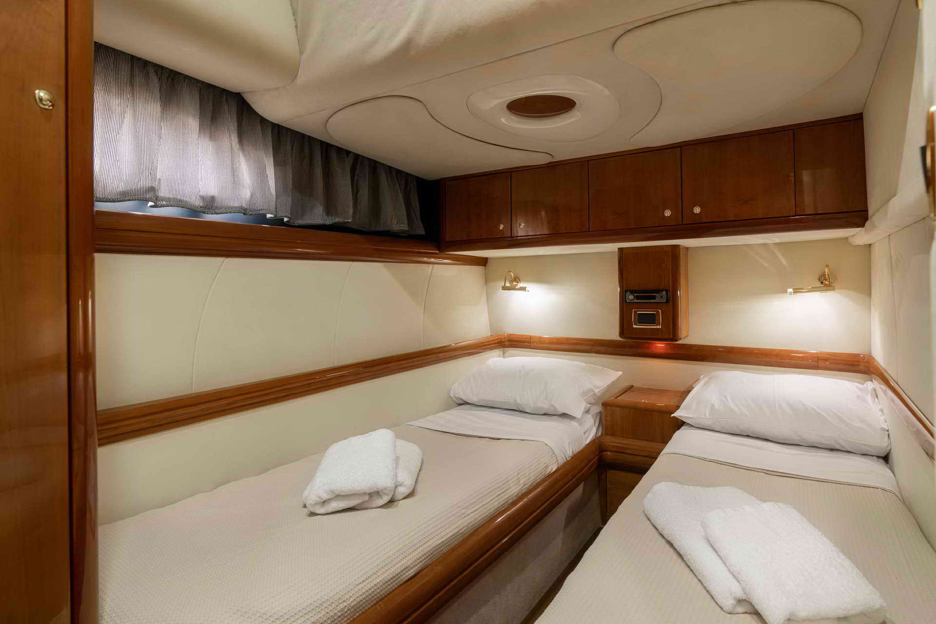 joyz_yachting_zakynthos_cruises_Zante_yachts