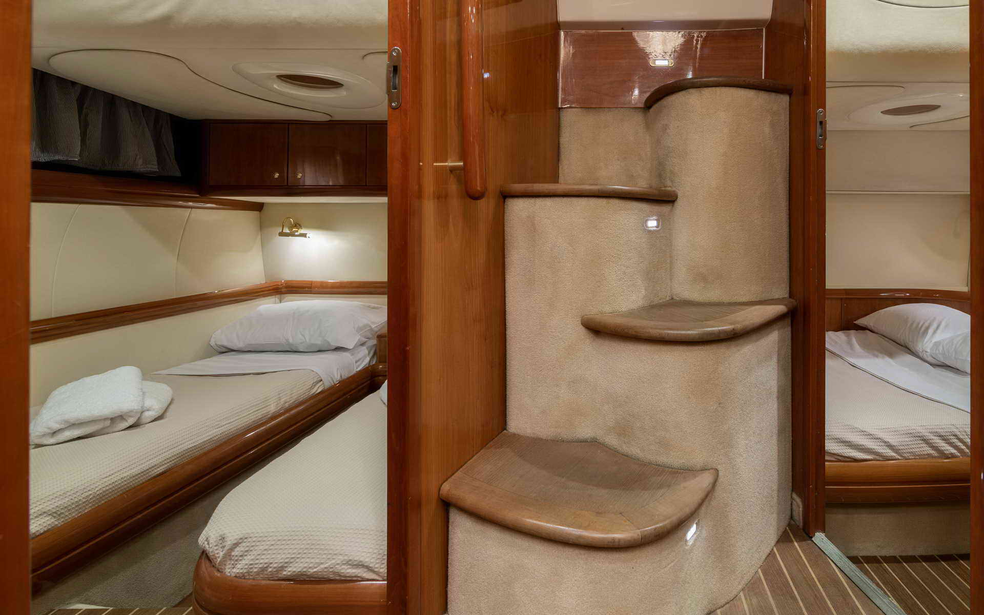 joyz_yachting_zakynthos_cruises_Zante_yachts